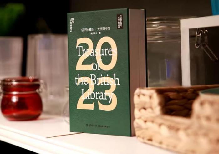 上海小批量日歷書印刷_個(gè)性化定制_廠家直供_價(jià)格優(yōu)惠